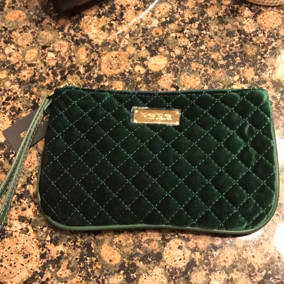 bebe Handbags - BEBE EMERALD WRISTLET RETAIL 58.00 NWT